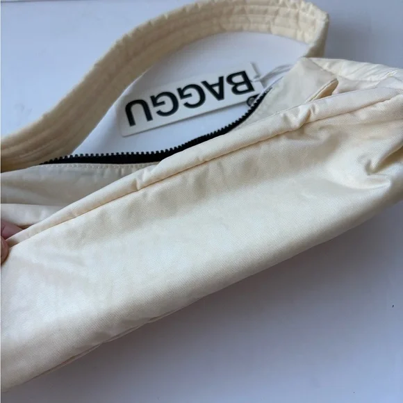 NWT BAGGU Cargo Nylon Shoulder Bag - Ivory - Picture 7 of 13